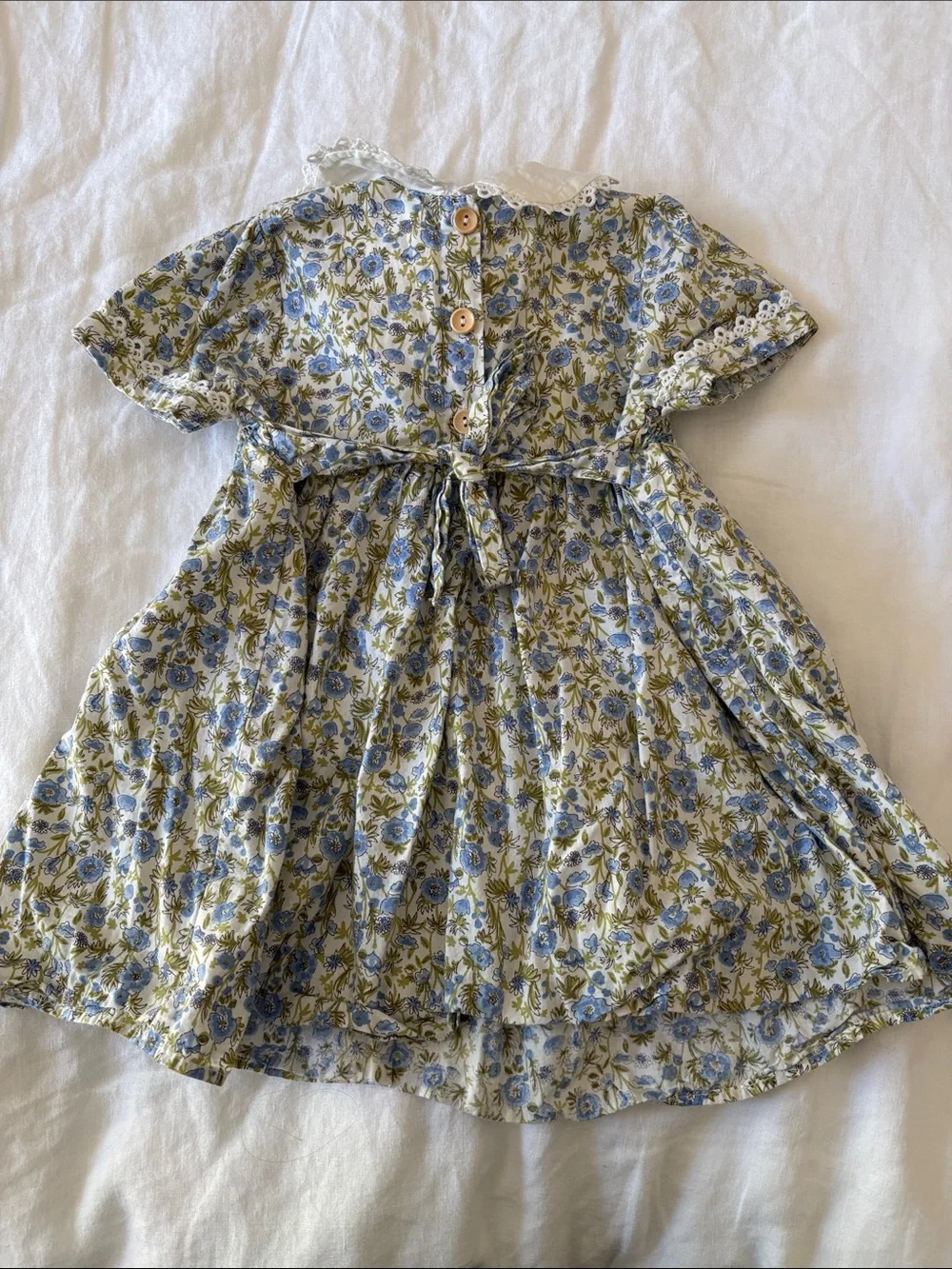 Amazon Girls Blue and Cream Floral Smocked Dress with White Peter Pan Collar
